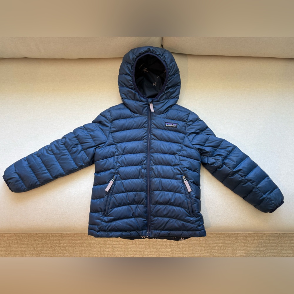 Patagonia XS (5-6) Reversible Down Sweater Hoody